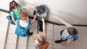 Пре почетка нове школске године: О чему је важно разговарати са децом